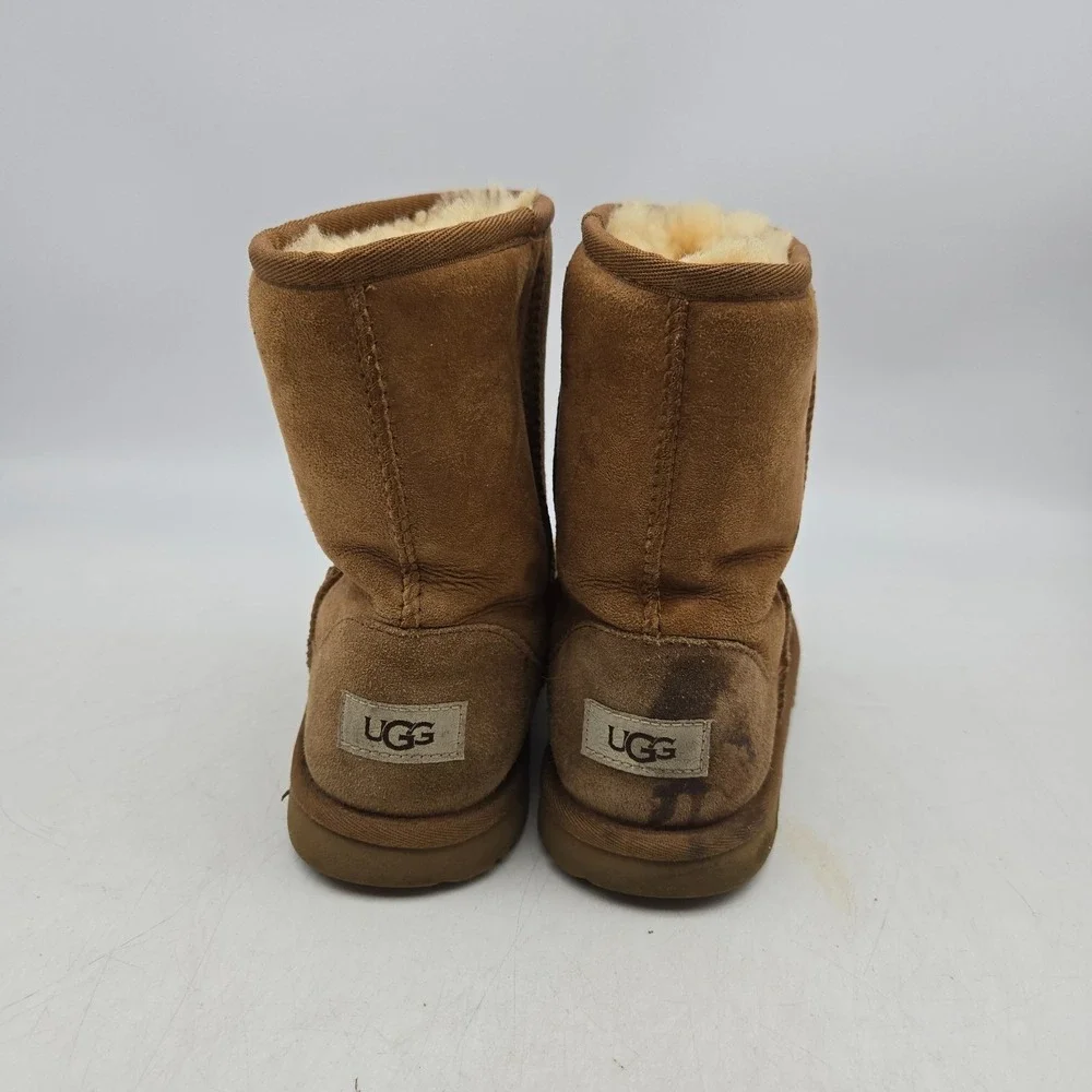 UGG Classic II Girl's Boot‎ Size 5 Chestnut Brown Womens 7 (1017703K)